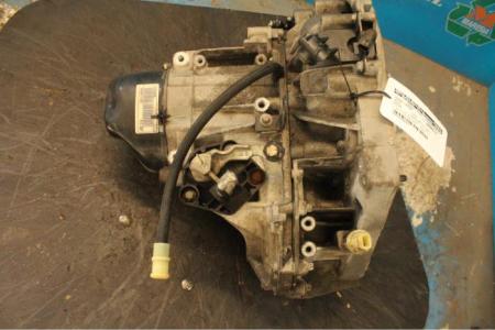 Dacia Duster 1.6 16V bontott használt váltó 8201106642 - Bontott használt Dacia mechanika alkatrészek webáruház